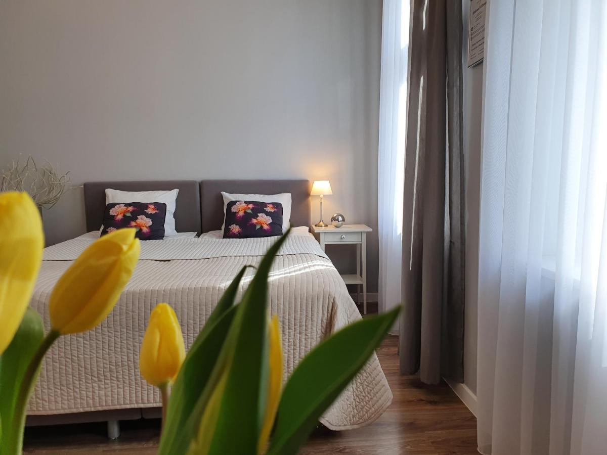 Sopot Airport Apartamento Exterior foto